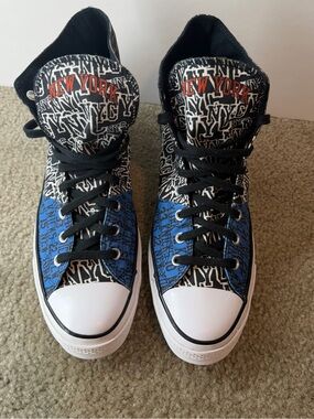 RARE Converse Chuck Taylor All Star High Top New York Knicks NBA Lace Up 173143C